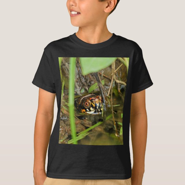 Box Turtle and Tadpoles T-Shirt (Vorderseite)