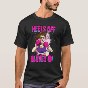 Boxen Heelse von Handschuhen auf Ladys Sportboxer T-Shirt