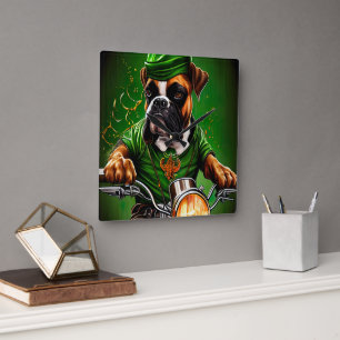 Boxer Dog Fahrrad St. Patrick's Day Quadratische Wanduhr