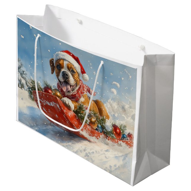 Boxer Dog in Sledge Lass es Schnee Weihnachten Große Geschenktüte (Vorderseite Schrägansicht)