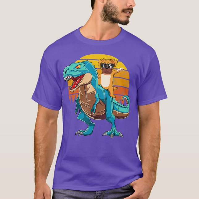 Boxer Dog Riding Dinosaur T Rex Boys Girls Retro T-Shirt (Vorderseite)
