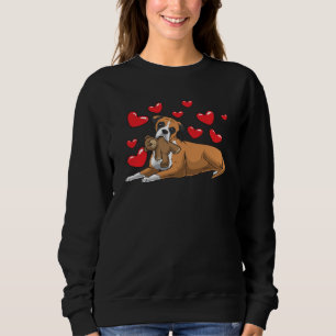 Boxer Hund mit ausgestopftem Tier und Herz Sweatshirt
