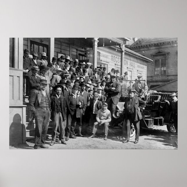 Boxer Jack Johnson and Trainers, Anfang des 20. Poster (Vorne)