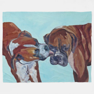 Boxer küssend, verfolgt Kunst-Fleece-Decke Fleecedecke