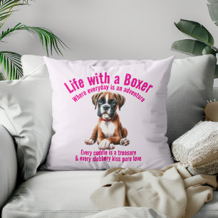 Boxerhund Leben voller Abenteuer Kissen