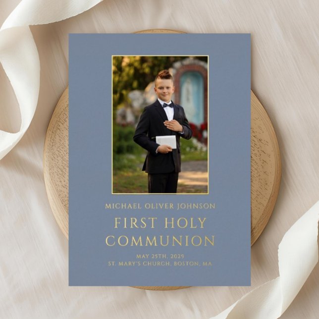 Boy Foto First Heilige Kommunion Blue Gold Folieneinladung (Modern Blue Photo Boy First Holy Communion Gold Foil Invitation)