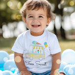 Boy Ice Cream Two Sweet 2. Geburtstag Party Outfit Baby T-shirt<br><div class="desc">Boy Ice Cream Two Sweet 2. Birthday Party Outfit Baby T - Shirt Alle Designs sind © PIXEL PERFECTION PARTY LTD</div>