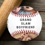 Boyfriend Personalisierte Fotos Baseball<br><div class="desc">Feiern Sie den besten Freund, der je ein Baseballfan ist, mit diesem personalisierten "Grand Slam" Baseball. Man kann leicht mit zwei Fotos personalisieren (mit dem Thema in der Mitte schneiden, bevor man das beste Ergebnis hochlädt), den Ausdruck in "I Liebe You" (z.B. "Happy Birthday") und den Ausdruck "Grand Slam Boyfriend"...</div>