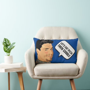 BOYFRIEND PILLOWS - ESSEN WIR PIZZA DANN KUDDLE LENDENKISSEN