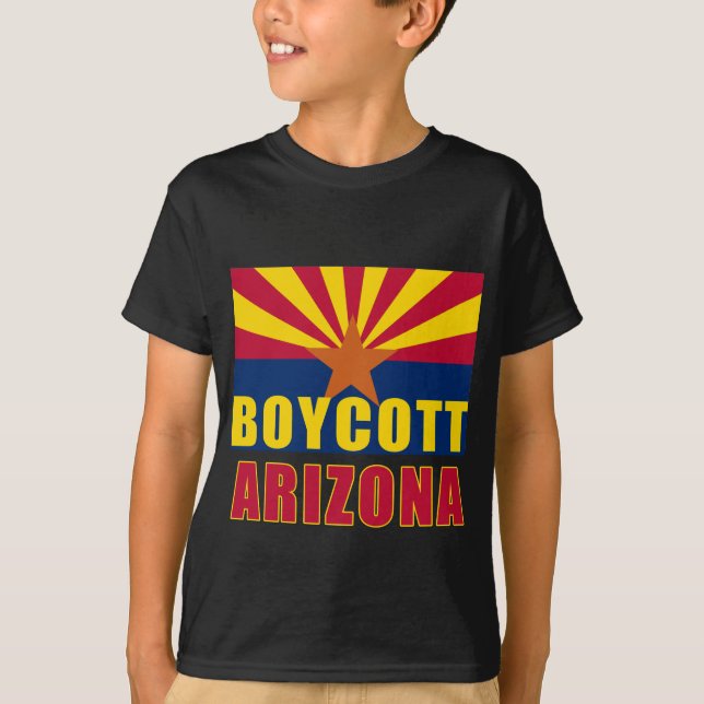 BOYKOTT-ARIZONA-T-Shirts, Knöpfe, Kapuzenpullis T-Shirt (Vorderseite)