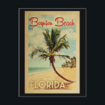 Boynton Beach Palm Tree Vintage Travel Postkarte<br><div class="desc">Ein einzigartiges Retro Mitte des Jahrhunderts moderne Boynton Beach Florida Kunstdrucke im Vintage Reiseplakatstil. Es verfügt über eine geschwungene Palme am Sandstrand mit Ozean unter einem blauen bewölkten Himmel.</div>