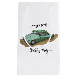 Boys birthday party with two toned sedan kleine geschenktüte