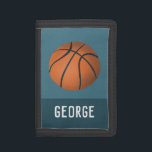 Boys Blue Modern und sportliche Basketball Kinder Tri-fold Geldbeutel<br><div class="desc">Dieses coole und moderne Design der Brieftasche zeichnet sich durch eine helle Basketballillustrierung aus und kann mit dem Namen Ihres Jungen in einer sportlichen Typografie personalisiert werden. Ideal für einen sportlichen Liebhaber!</div>