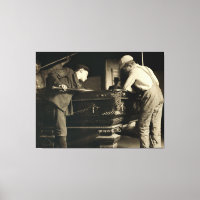 Boys Jostle for Rank am Pooltisch - Mai 1910