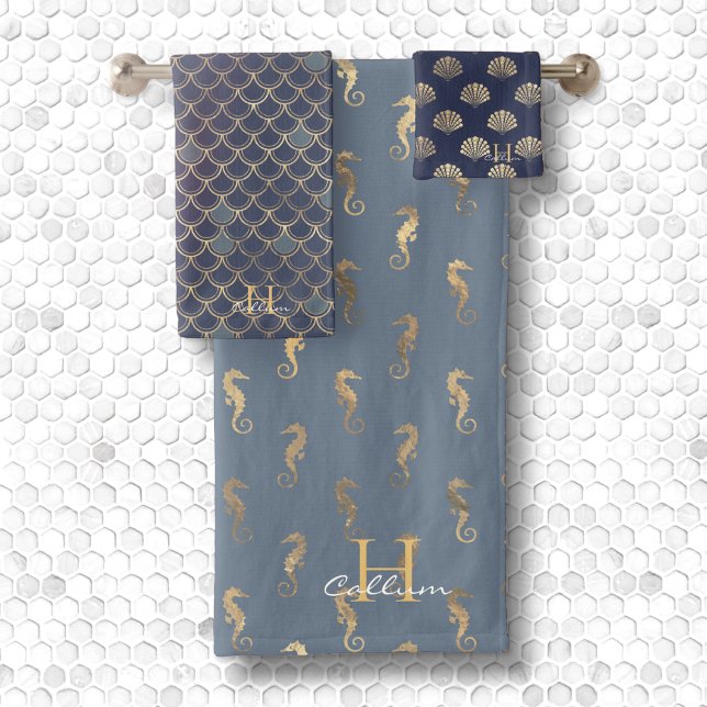 Boys Metallic Gold Mit Monogramm Dusty Blue Merman Badhandtuch Set (Von Creator hochgeladen)