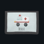 Boys Niedlich Blue Paramedic Ambulance und Name Tri-fold Geldbeutel<br><div class="desc">Dieses niedliche und moderne Blue-Kids-Portemonnaie verfügt über einen Rettungswagen-Cartoon und einen Platz,  wo Sie Ihren Kleinkindern den Namen geben können. Perfekt für jedes Kind,  das davon träumt,  ein Paramediker zu sein!</div>