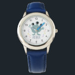 Boys Niedlich Blue Space Alien Cartoon Kinder Armbanduhr<br><div class="desc">Diese niedliche und moderne Kinderuhr bietet einen blauen Raum Alien Cartoon und kann mit Ihrem Jungennamen personalisiert werden. Mit klaren,  leicht lesbaren Zahlen ist diese "erste" Uhr ideal für Kinder oder Kleinkinder,  die gerade erst mit dem Lernen beginnen. Das perfekte Raumgalaxie-Design für Ihr Kleines!</div>