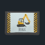 Boys Niedliche BauDigger und Name Tri-fold Geldbeutel<br><div class="desc">Diese niedliche und moderne Kindertasche ist mit einem gelben Bagger und einem Platz zum Hinzufügen des Kindernamens ausgestattet. Perfekt für jeden kleinen Jungen,  der davon träumt,  ein Baumeister zu sein!</div>