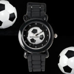 Boys Soccer Ball Black Stylish Individuelle Name K Armbanduhr<br><div class="desc">Fußball-Uhr für Kinder. Custom,  Kinder,  Name,  Stahl schwarze Lederjungen beobachten. Personalisieren Sie es mit dem Namen Ihres Kindes.</div>