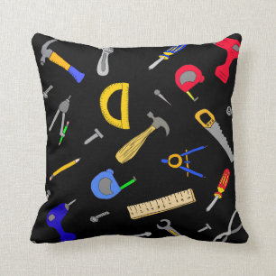 Boy's Throw Kissen mit Collage of Tools