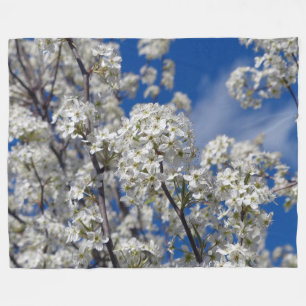 Bradford Pear Blooms Fleecedecke
