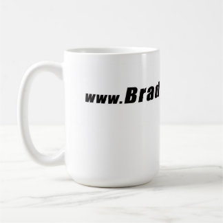 BradsMovies Logo-Design auf einer Kaffeetasse