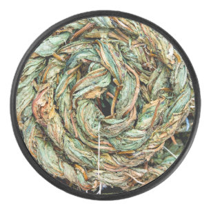 Braided dried sorrel leaves Eishockey Puck