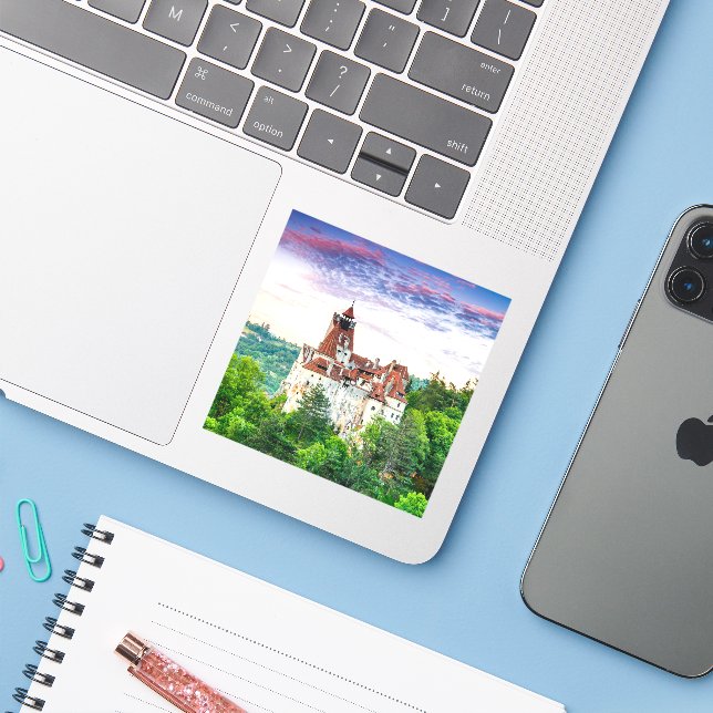 Bran Burg Rumänien Aufkleber (Laptop mit iPhone)