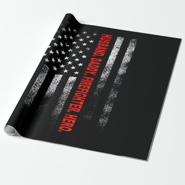 Brandgeschenk | Ehemann Daddy Firefighter Hero Geschenkpapier (Ungerollt)