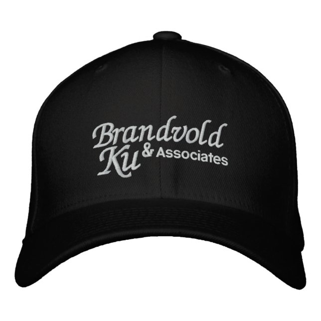 Brandvold Ku inc. bestickter Hut (Vorderseite)