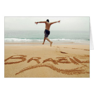 BRASILIEN. Barechest man mit einem Anzug