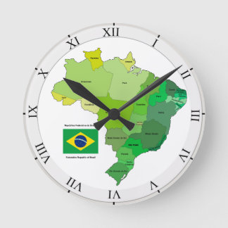 Brasilien-Flagge und politische Karte Runde Wanduhr