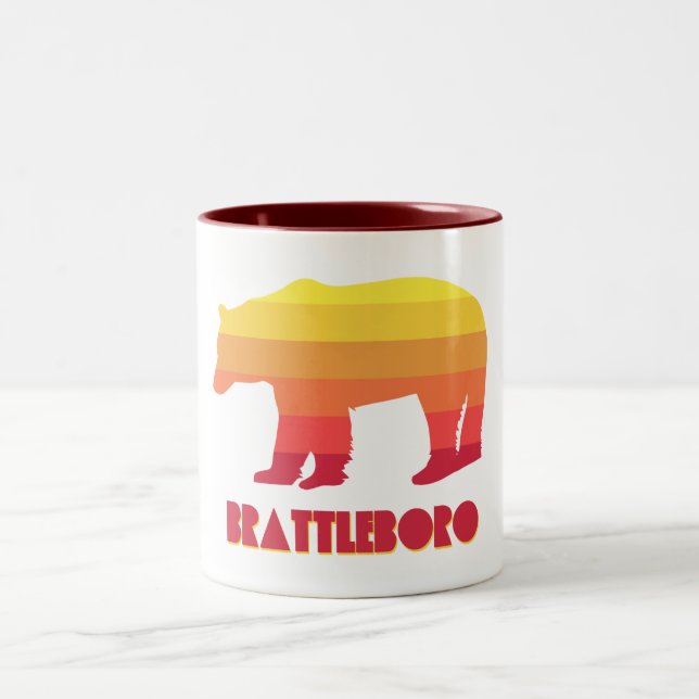 Brattleboro Vermont Rainbow Bear Zweifarbige Tasse (Mittel)