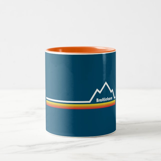 Brattleboro Vermont Zweifarbige Tasse (Mittel)