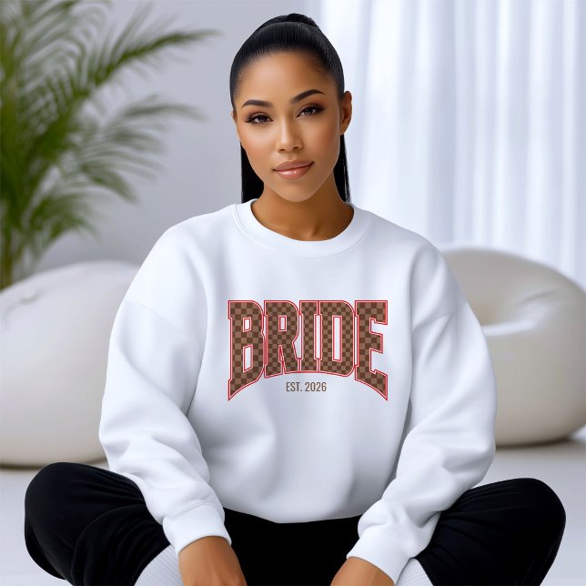 Braun kariert Luxus-Varsity BRIDE Sweatshirt (Personalize with names, dates, locations or events.
)