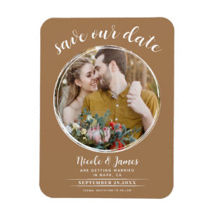 Braun Modern Runde Foto Save-the-Date-Karte Magnet
