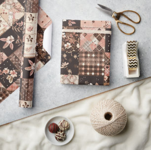 Braun Rosa Quilt Gingham Cottagecore Floral Geschenkpapier