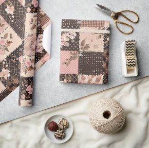 Braun Rosa Quilt Gingham Cottagecore Floral Geschenkpapier