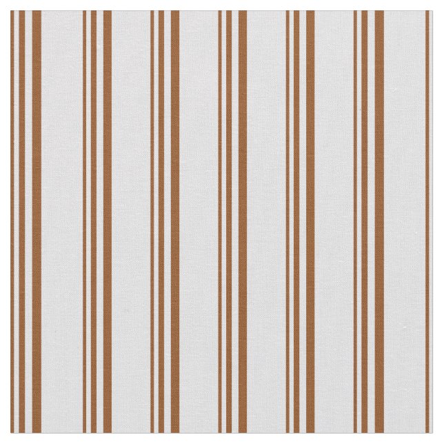 Braun- und Lavendelfarbmuster Stoff (Nahaufnahme)