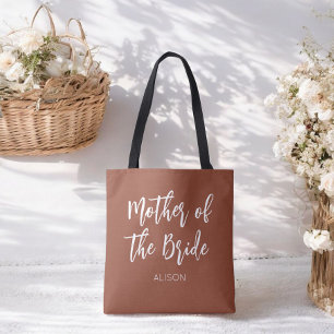 Braun-weiße Hochzeit Mutter der Braut 
