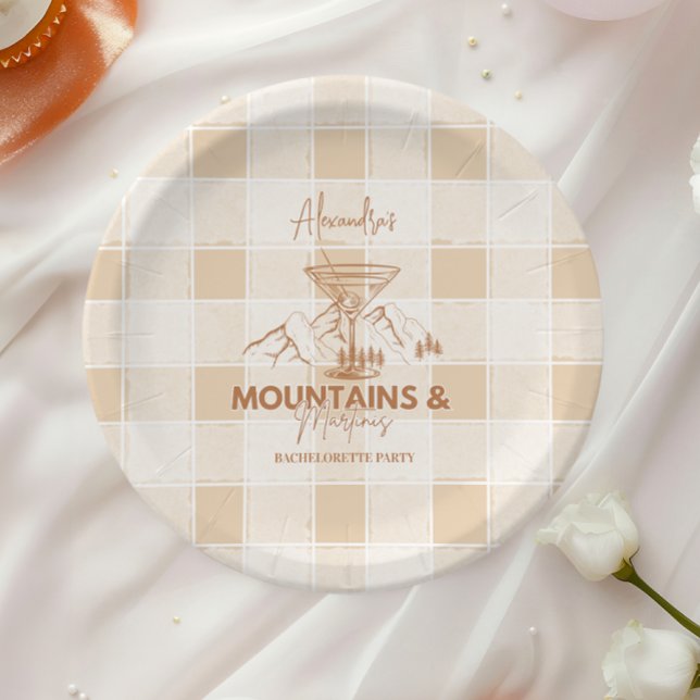 Braune Berge und Martinis Bachelorette Pappteller (Von Creator hochgeladen)
