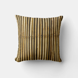 Braune Holzplatte Kissen