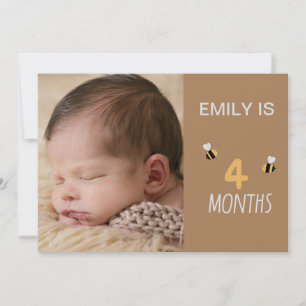 braune Karte 2 Monate alte niedliche Bienen mit Fo