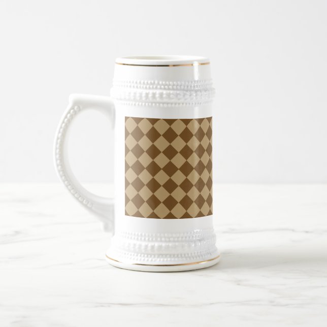 Braune Kombination Diamantmuster von STaylor Bierglas (Links)