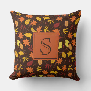 Braune orange und gelbe Herbstblätter-Monogramm Kissen