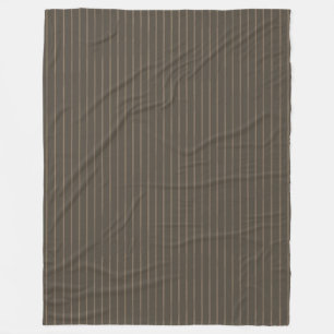 Braune Retropinstreifen Fleecedecke