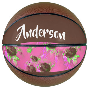 Braune Rose auf rosa Basketball