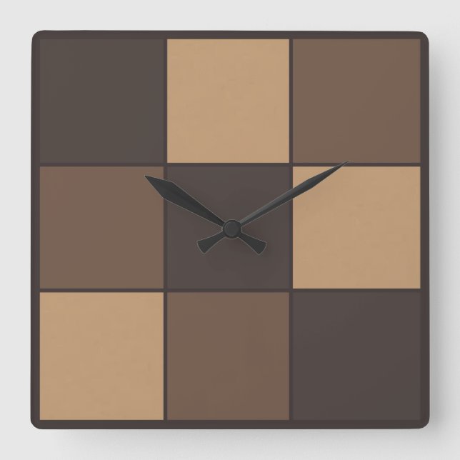 Braune Schachbrett Quadratische Wanduhr (Vorderseite)