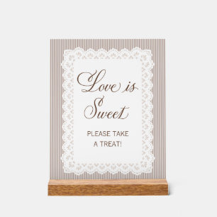 Braune Streifen mit Liebe verziert - Geschenk für Acrylschild