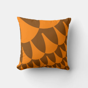 Braune und orangefarbene Schuppen Kissen
